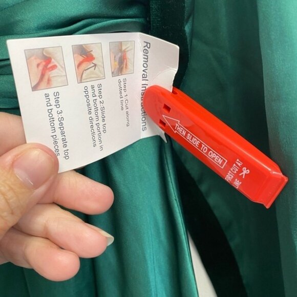 Mac Duggal 55245 Size 14 Emerald Long Sleeve Ruched Waist A-Line Slit Gown NWOT - Picture 7 of 16